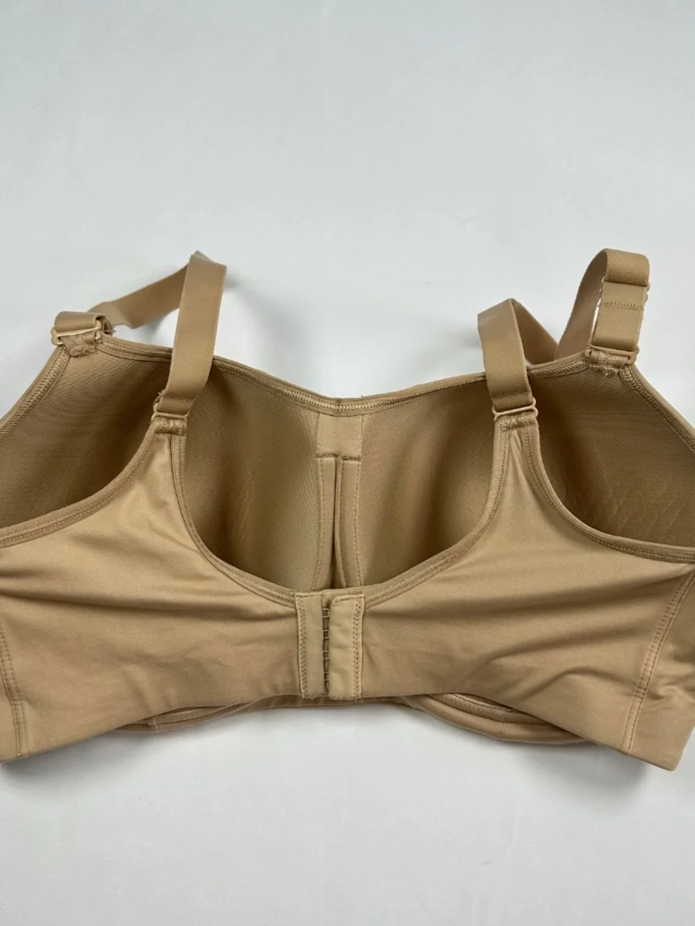 Soma Sport Underwire Bra, Beige, Max Support, Bra Contour, Size 38DDD